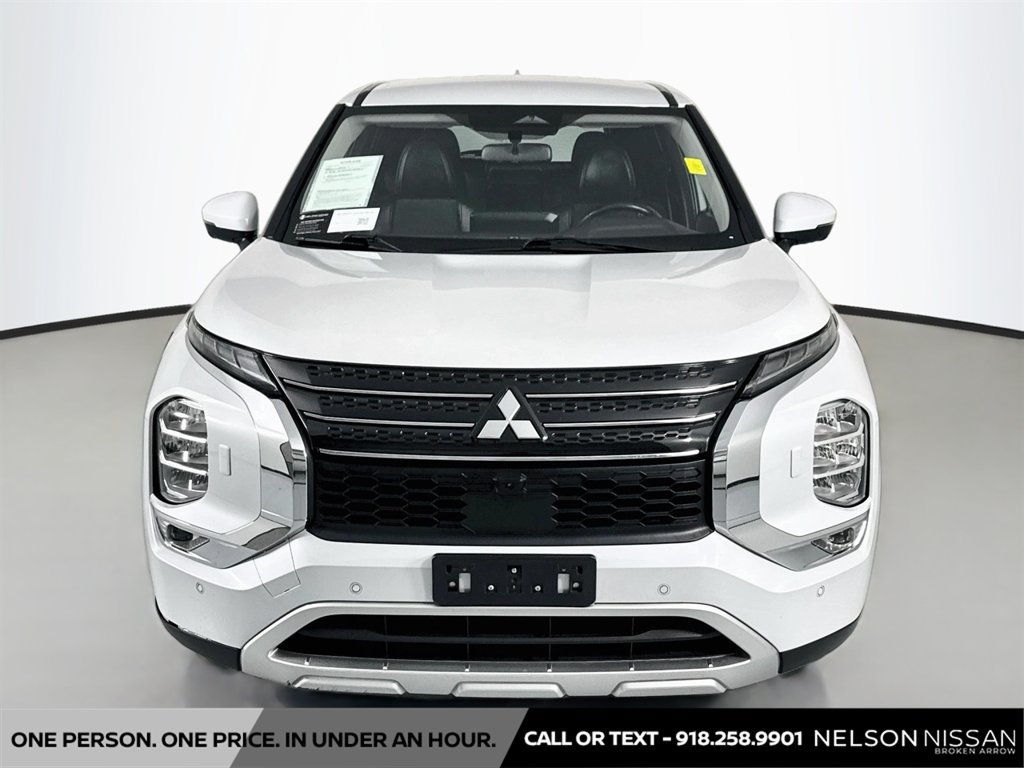 Used 2023 Mitsubishi Outlander Ralliart AWD/4WD image 2