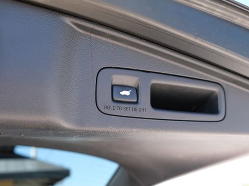 Used 2017 Honda CR-V EX-L image 21