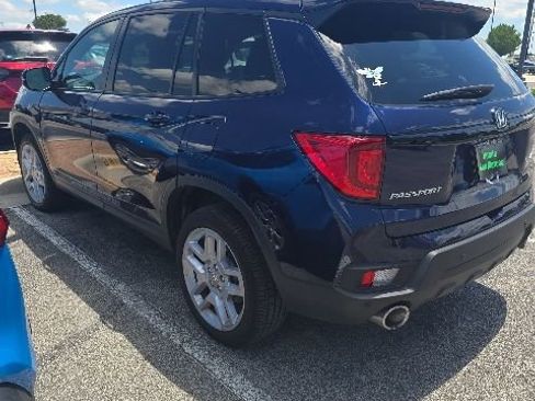 Used 2025 Honda Passport EX-L image 5