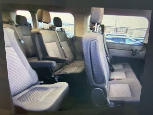 Used 2023 Ford Transit 350 XLT image 13