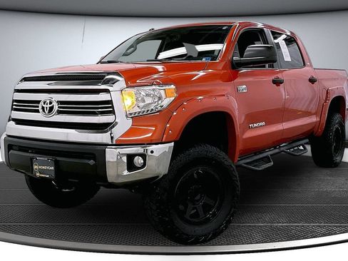 Used 2016 Toyota Tundra SR5 AWD/4WD image 3
