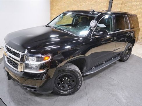 Used 2018 Chevrolet Tahoe 2WD w/ Remote Keyless Entry Package image 2