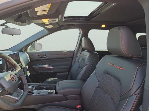 New 2026 Nissan Pathfinder Rock Creek image 13