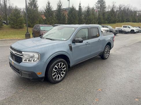 Certified 2024 Ford Maverick Lariat image 2