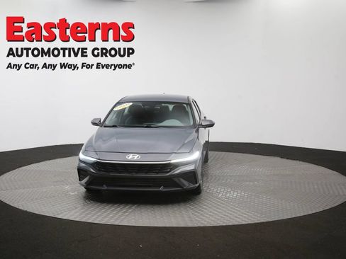 Used 2024 Hyundai Elantra SEL FWD image 51
