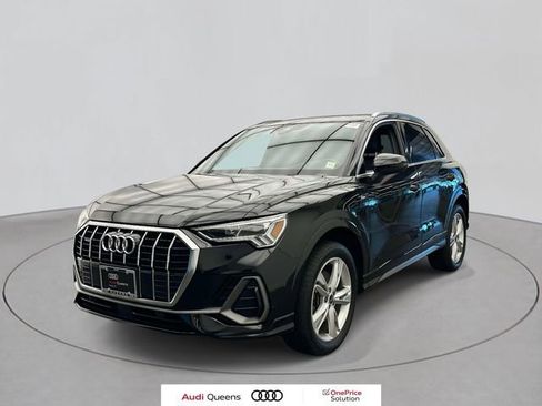 Used 2023 Audi Q3 2.0T Premium w/ Convenience Package AWD/4WD image 1