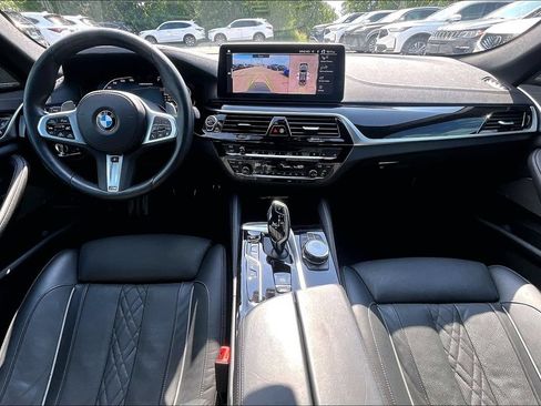 Used 2023 BMW M550i xDrive w/ Executive Package AWD/4WD image 18