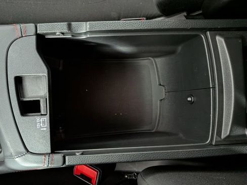 Used 2025 Dodge Durango GT AWD/4WD image 21