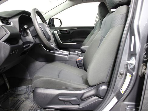 Used 2024 Toyota RAV4 LE image 8