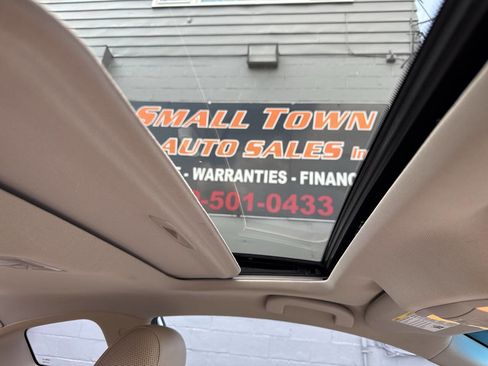 Used 2013 Nissan Altima 2.5 S w/ Premium Pkg image 22