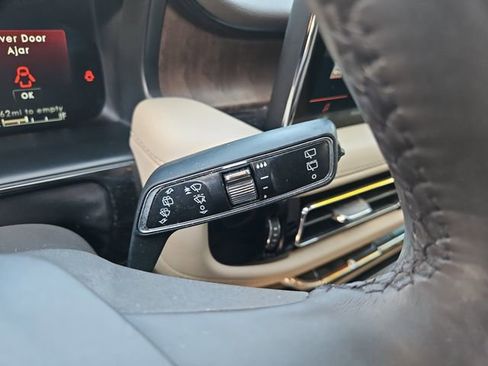 Used 2023 Lincoln Nautilus Reserve image 22