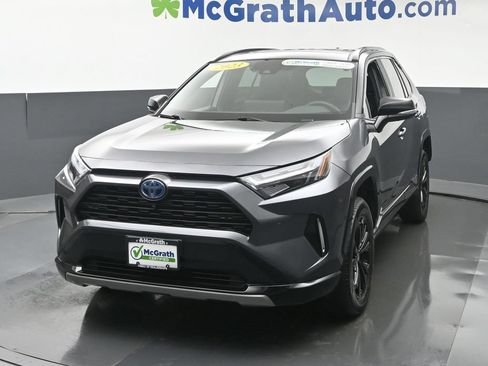 Used 2023 Toyota RAV4 XSE AWD/4WD image 23