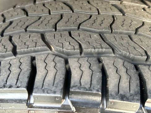 Used 2022 Toyota Tacoma SR image 25