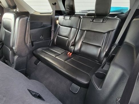 Used 2022 Ford Explorer XLT w/ Equipment Group 202A image 53