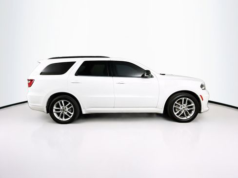 Used 2023 Dodge Durango GT image 2