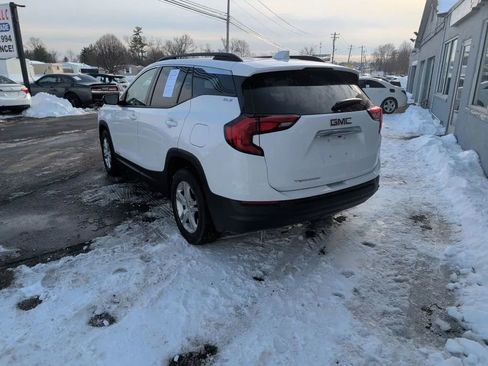 Used 2018 GMC Terrain SLE w/ Driver Convenience Package image 8