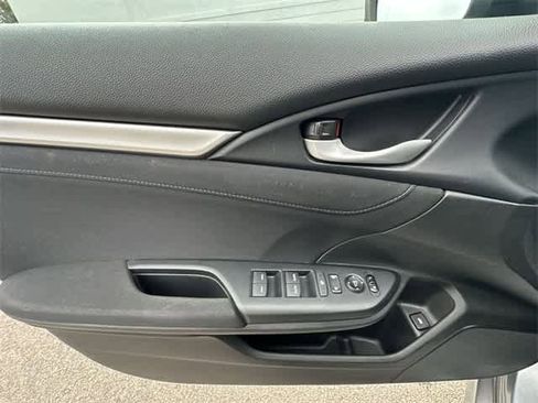 Used 2016 Honda Civic EX-T image 18