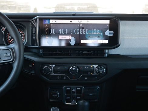 New 2026 Jeep Gladiator Sport AWD/4WD image 24