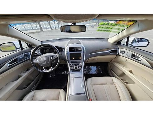 Used 2018 Lincoln MKZ Reserve image 14