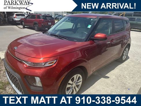 Used 2020 Kia Soul LX FWD image 1