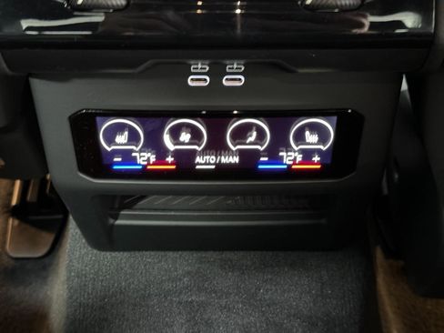 New 2026 BMW 540i xDrive w/ M Sport Package image 11