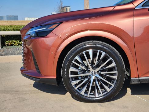 Certified 2025 Lexus RX 350 Premium Plus image 9