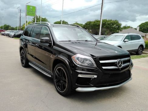 Used 2015 Mercedes-Benz GL 63 AMG 4MATIC image 4
