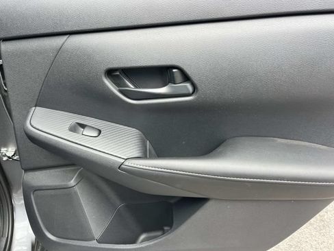 Used 2024 Nissan Sentra S FWD image 19
