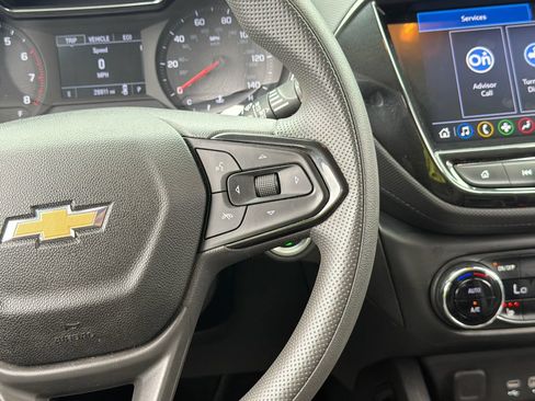 Used 2021 Chevrolet TrailBlazer LT w/ Sun and Liftgate Package FWD image 24
