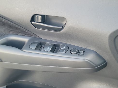 Used 2024 Nissan Kicks S FWD image 17