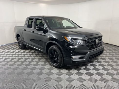 Certified 2025 Honda Ridgeline Black Edition image 14