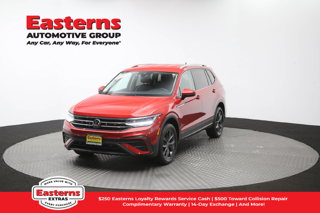 Used 2023 Volkswagen Tiguan SE AWD/4WD image 53