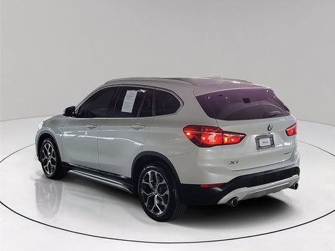 Used 2022 BMW X1 xDrive28i w/ Convenience Package AWD/4WD image 4