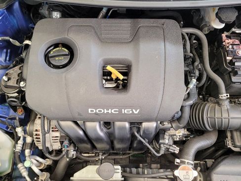 Used 2017 Kia Forte LX FWD image 30