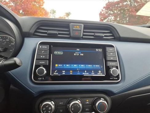 New 2025 Nissan Versa SV w/ Trunk Package image 12