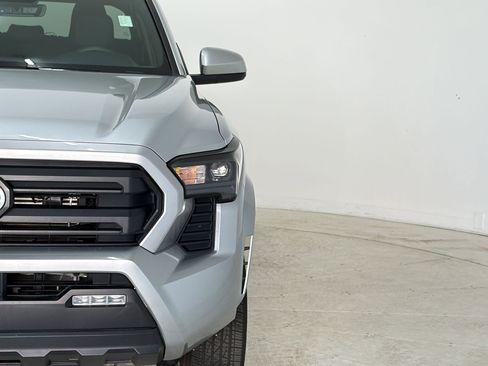 Used 2024 Toyota Tacoma SR5 image 19