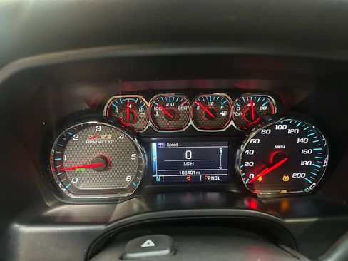 Used 2018 Chevrolet Silverado 1500 LT w/ True North Edition AWD/4WD image 13