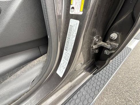 Used 2019 RAM 1500 Big Horn AWD/4WD image 17