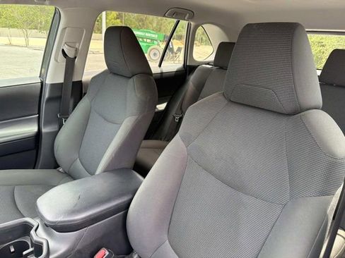 Used 2024 Toyota RAV4 LE FWD image 10