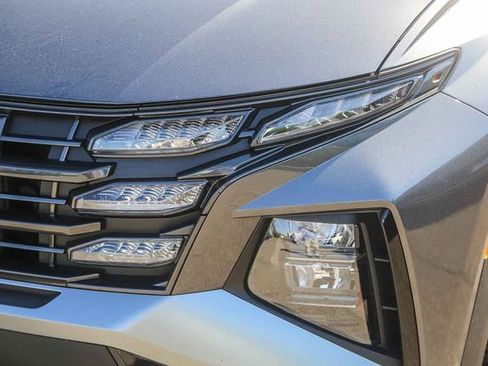 Used 2025 Hyundai Tucson SEL AWD/4WD image 8