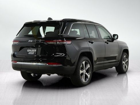 Used 2023 Jeep Grand Cherokee 4WD 4xe w/ Luxury Tech Group II image 5