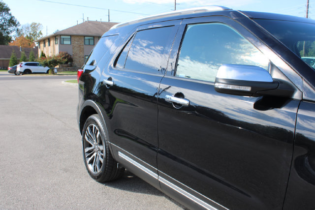 Used 2016 Ford Explorer Platinum AWD/4WD image 49
