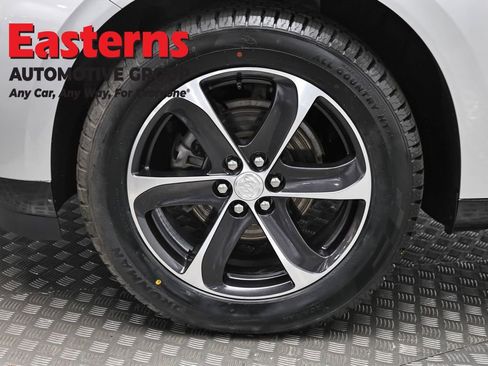 Used 2021 Buick Enclave Essence w/ Sport Touring Edition FWD image 34