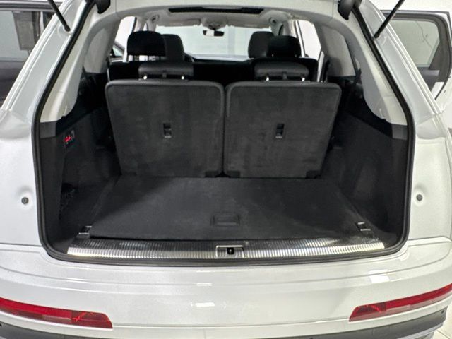 Used 2023 Audi Q7 3.0T Premium Plus w/ Premium Plus Package AWD/4WD image 28