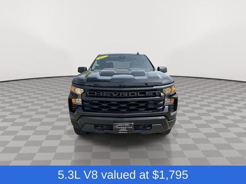 Used 2022 Chevrolet Silverado 1500 Custom Trail Boss w/ Midnight Edition image 3