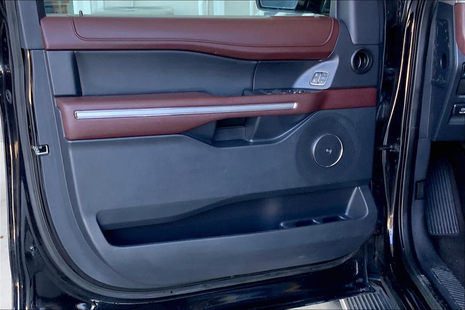 Certified 2022 Ford Expedition Limited AWD/4WD image 21