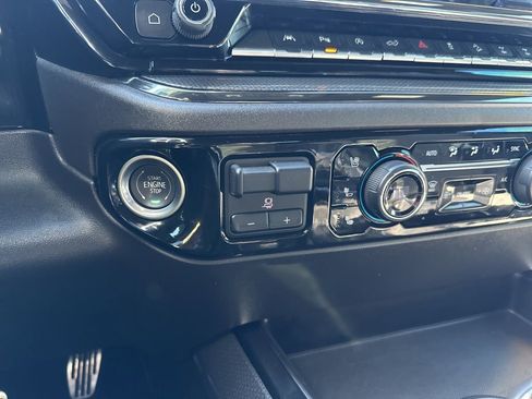 Used 2024 Chevrolet Silverado 1500 ZR2 w/ Technology Package image 5