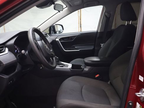 Used 2022 Toyota RAV4 LE AWD/4WD image 16
