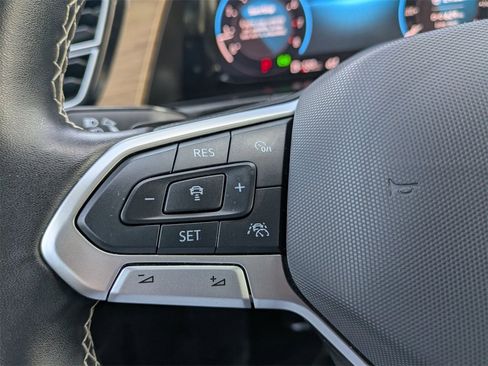 Used 2024 Volkswagen Atlas SE image 22