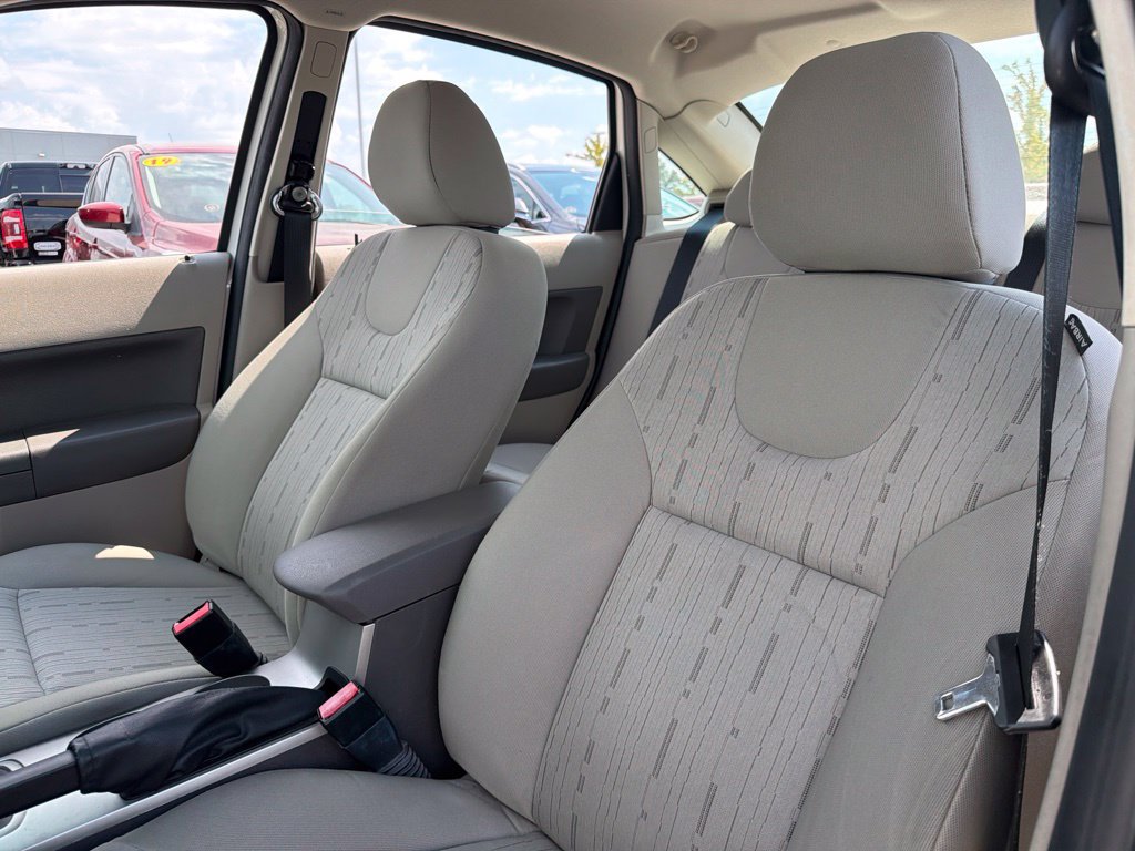 Used 2009 Ford Focus SE FWD image 9